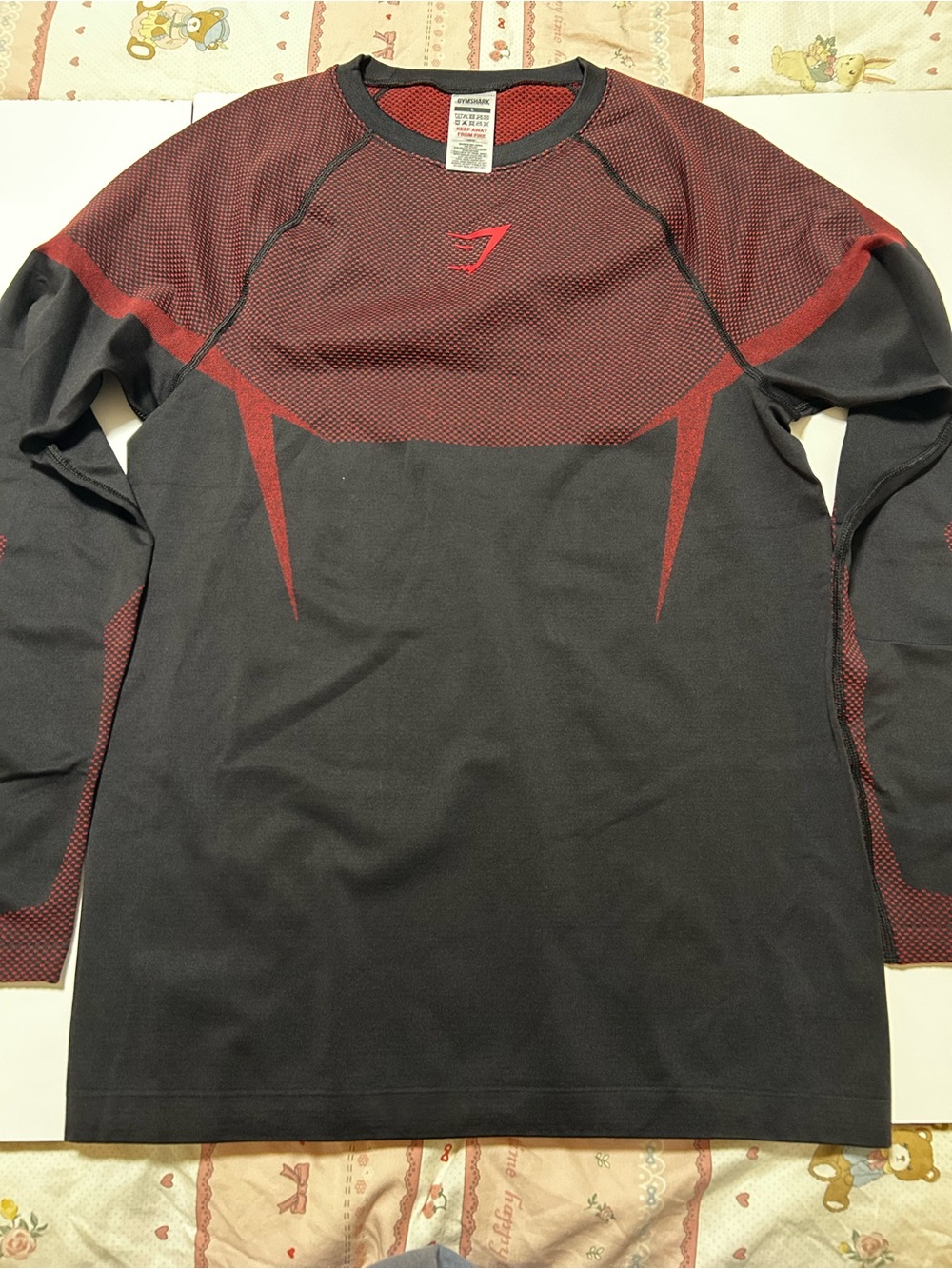 Onyx v5 Seamless Long Sleeve Top - Black & Red Accents